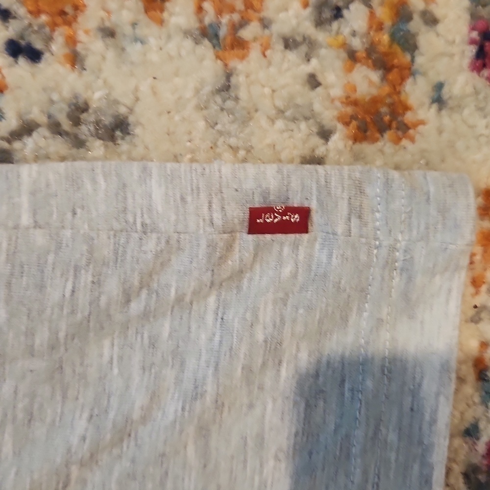 Boys Levi's T-shirt - Picture 2 of 3